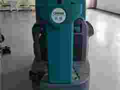 超市地下车库洗地机 小型驾驶式洗地车 价格优惠图1