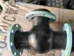 供应济沧三通橡胶软接头图1