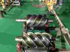 螺杆空压机的工作原理图1