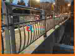 江苏桥梁防撞护栏 江苏桥梁两侧护栏 不锈钢碳钢复合管 龙桥厂图1