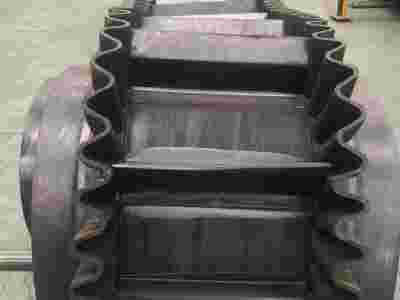 大倾角挡边皮带   橡胶裙边隔板带图2