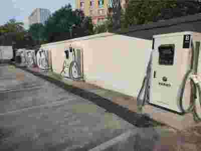 2月新势力交付榜,哪吒反超“小蔚”图1