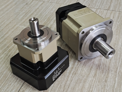 精密斜齿行星减速机图1