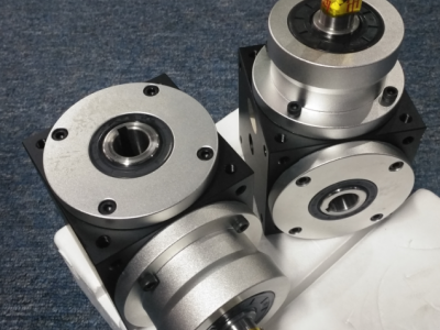 中空轴直角减速机图2