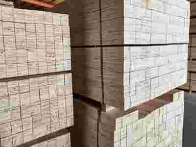 木制品机器玻璃汽车厂包装材料批发工杨木LVL 胶合板条图2