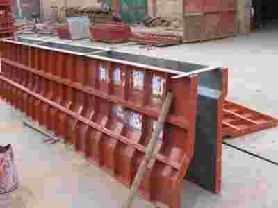 防撞墙护栏钢模板租赁,护栏模板今日价格,护栏模板施工注意事项图2