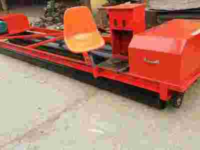 路面摊铺机人行道三轴摊铺机水泥平铺机路面桥面三辊轴振动摊铺机图4