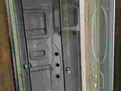 上海淋浴房维修.移门滑轮.铰链.合页.密封条.手柄.滚轮更换图2