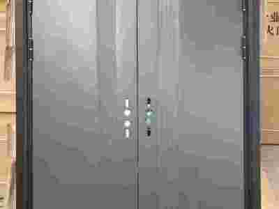 合肥黑色防火门,带槛包边防盗锁,合肥防火防盗门厂图1