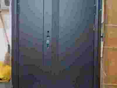 合肥黑色防火门,带槛包边防盗锁,合肥防火防盗门厂图2