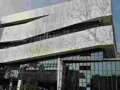 3mm厚冲孔透光铝板灰色造型渐变孔新颖图案图1