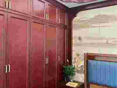 长沙市实木家具厂服务保障、实木酒柜、背景墙定做锐意进取图1