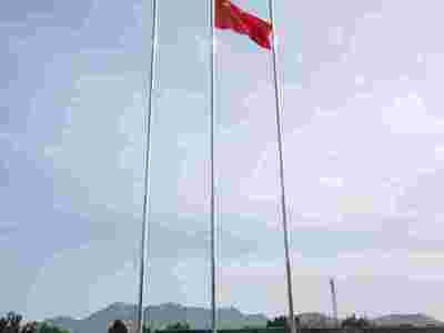 泰安双兴学校电动伸缩门的材质有几种图1