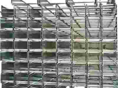 梯形不锈钢线槽大跨距桥架 钢制梯式支架图1